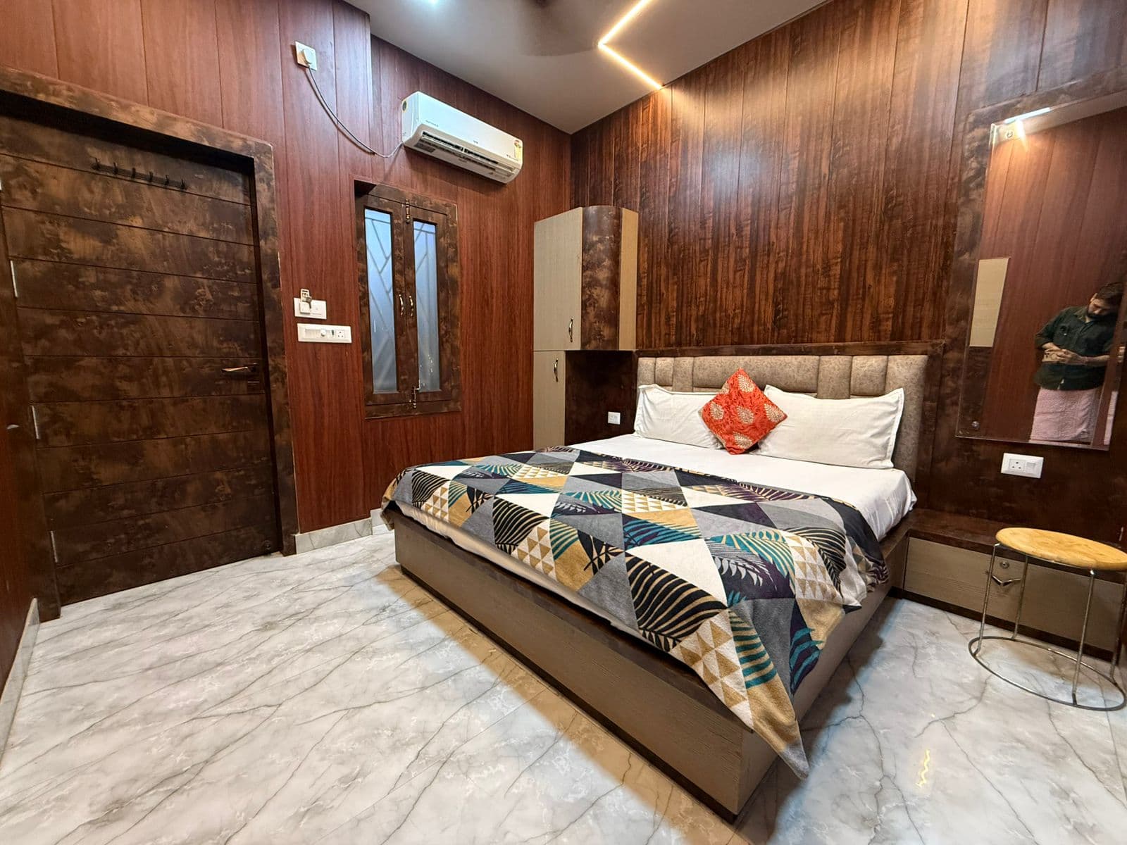 Guruvayur Dham Rooms Images