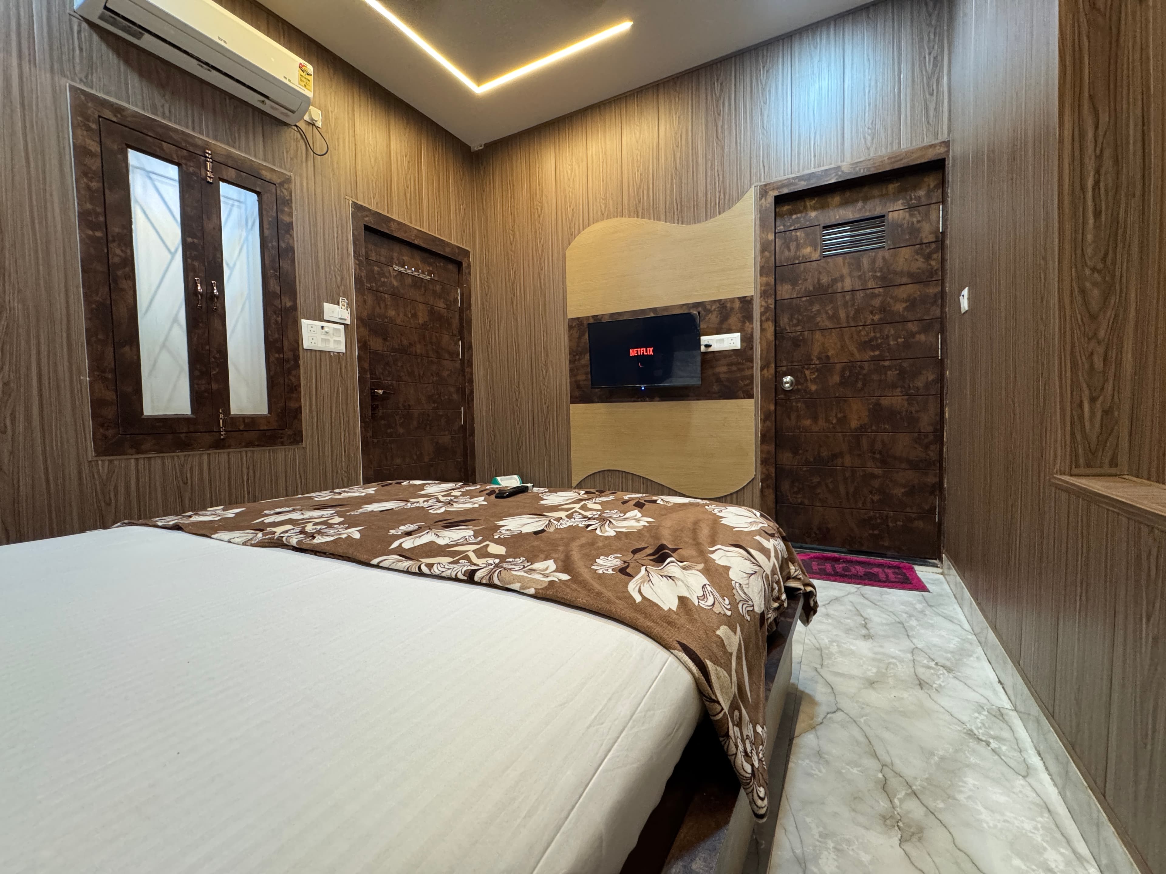 Guruvayur Dham Rooms Images