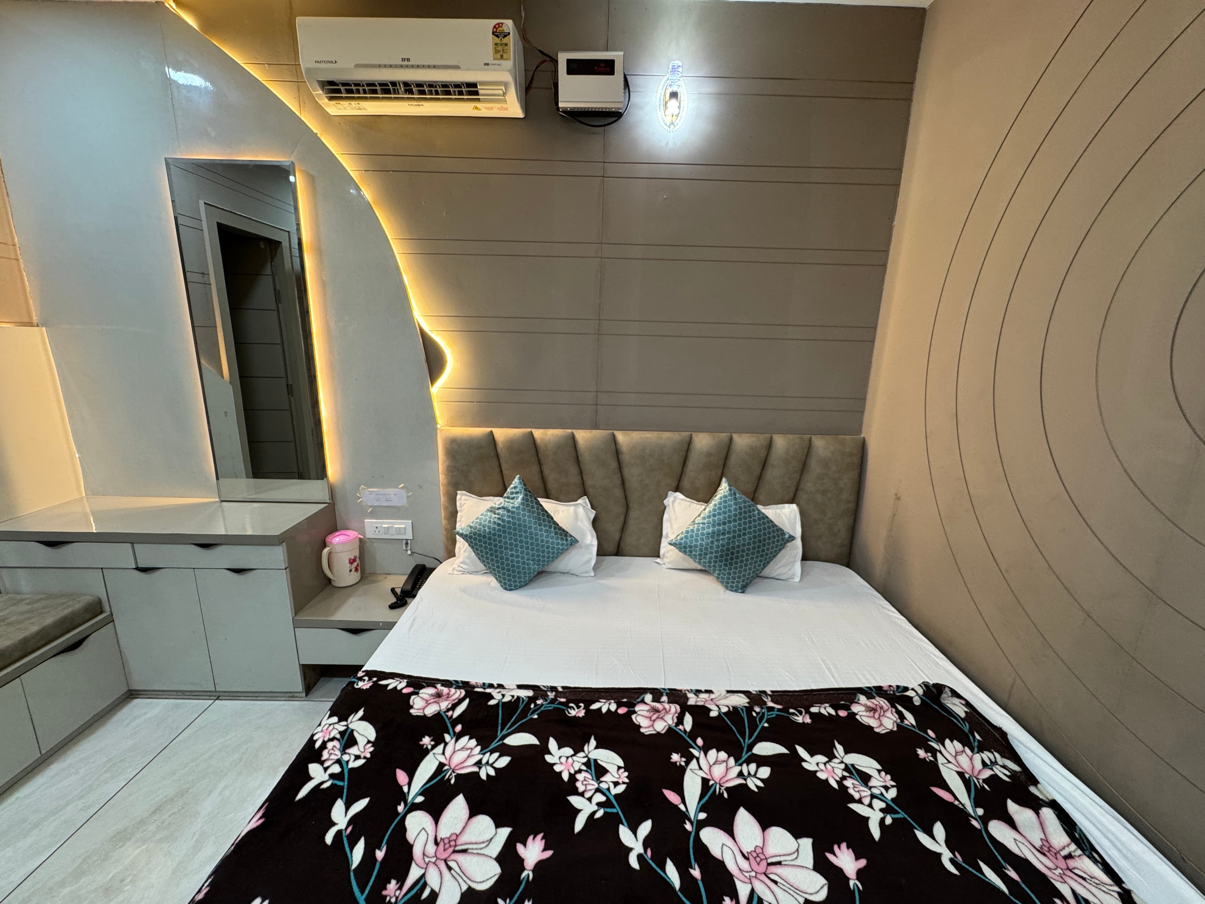 Guruvayur Dham Rooms Images